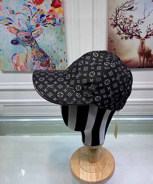 Louis Vuitton Be My Cap Black LV Cap
