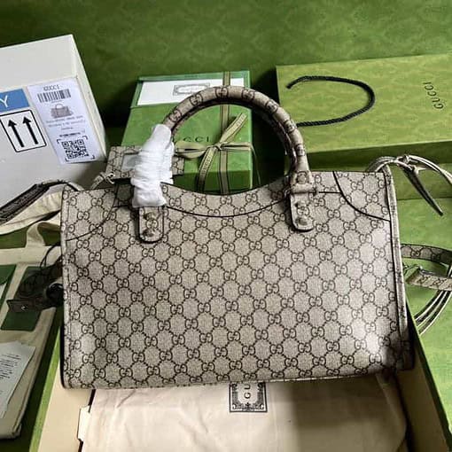 Gucci Luggage Beige For Women And Men 15in/39cm GG - Image 5