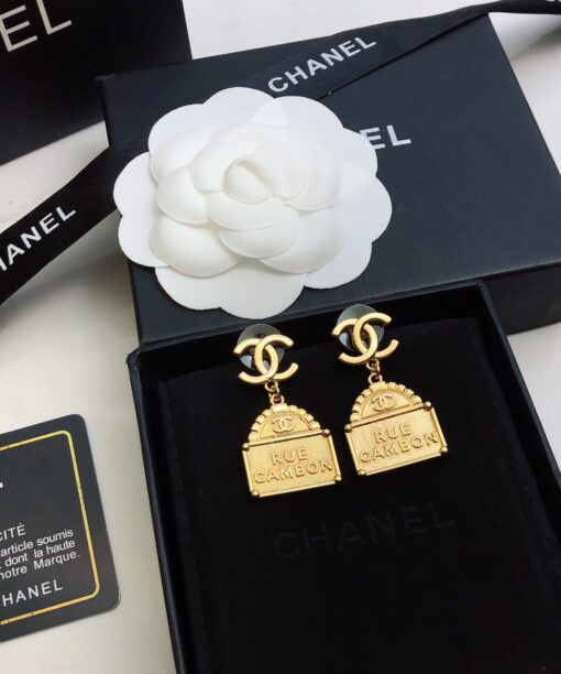 Alternative view of Chanel Bag Shape Earrings Gold For Women
