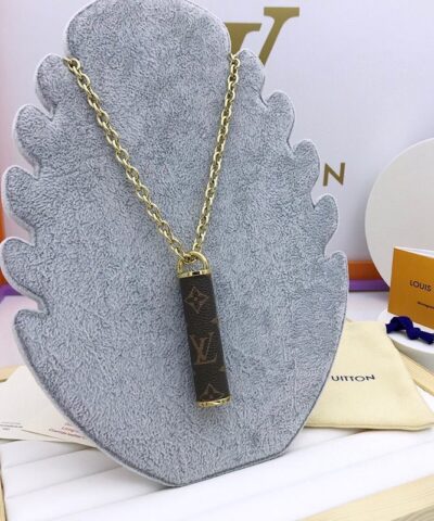 Louis Vuitton Necklace Gold Tone For Women