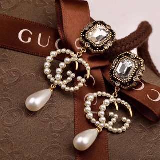Gucci Square Double Pearl Earrings Gold For Women