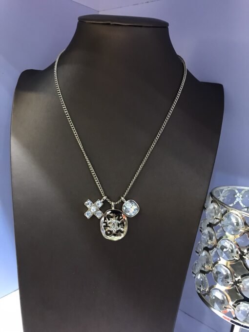 Chanel Necklace Gold For Women - Image 4