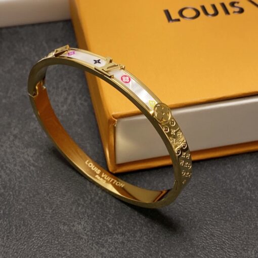 Louis Vuitton Pattern Bracelet Gold For Women - Image 4