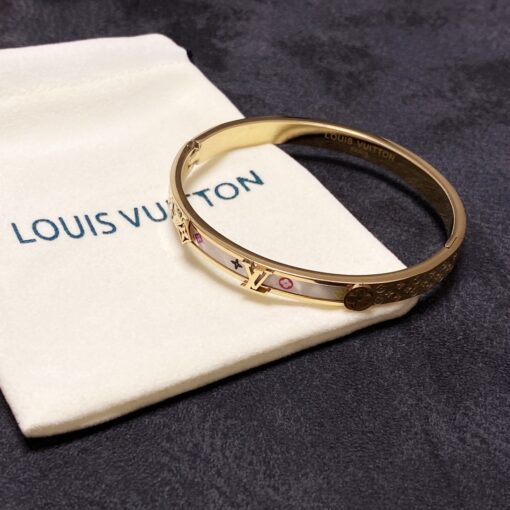 Louis Vuitton Pattern Bracelet Gold For Women - Image 6