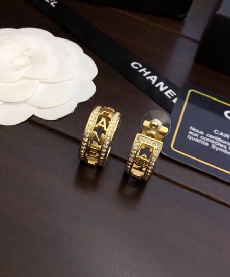 Alternative view of Chanel Round Earrings Gold For Women