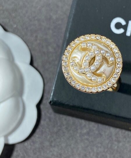 Alternative view of Chanel Ring