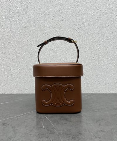 Celine Medium Box Cuir Triomphe Tan For Women 6in/16cm 199253DU3.04LU