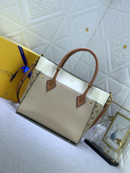 Louis Vuitton On My Side MM Tote Bag Grey For Women 12in/31cm M53825 - Image 4