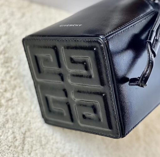 Givenchy Mini Cut Out Bucket Bag Black/White For Women 6.3in/16cm BB50NRB1GV 001 - Image 3