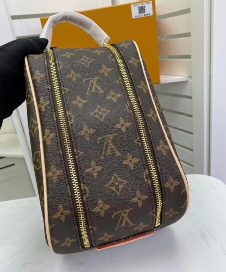 Alternative view of Louis Vuitton King Size Toiletry Monogram Canvas For Women, Women's Bags, Travel Bags 11in/28cm LV M47528
