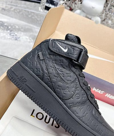 Louis Vuitton And Nike “Air Force 1” By Virgil Abloh Full Black/White Tag For Men, Men’s Shoes