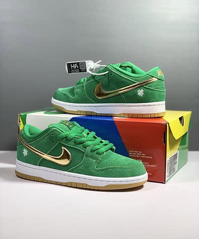 Nike SB Dunk Low Pro St Patrick’s Day Green/Metallic Gold-White-Light Gum Sneaker For Men, Men’s Shoes DN3674-303