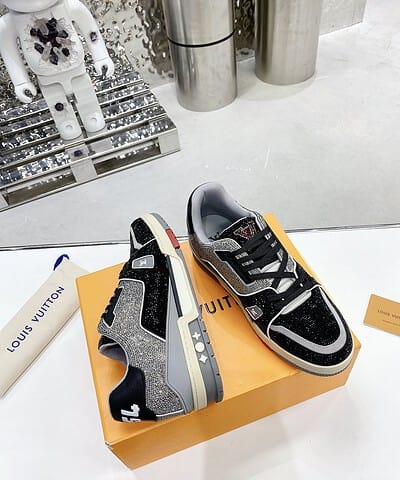 Louis Vuitton Women's LV Trainers Black For Women LV