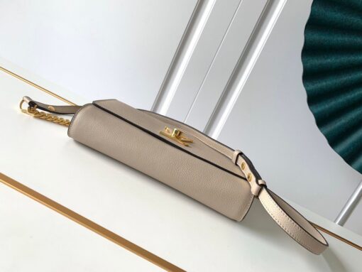 Louis Vuitton Lockme Short Handle Bag Gold For Women M56136- 9.2 Inches/23.5 Cm - Image 6