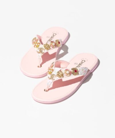 Chanel Blooming Charms Thongs Light Pink For Women G46304-B19719-NAEPT