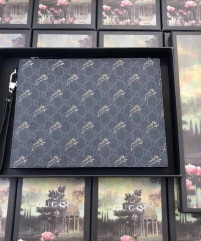 Gucci Tiger Print Pouch Light Grey Black For Men 12in/31cm GG