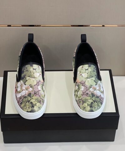 Gucci Men’s GG Supreme Slip-On With Floral Green For Men 546152