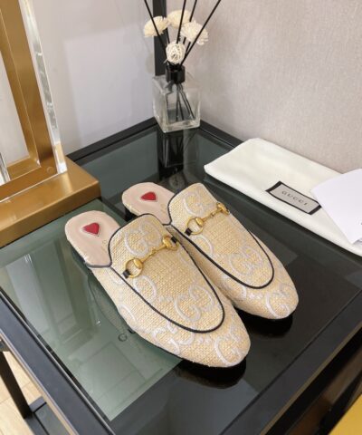 Gucci Women’s GG Princetown Slipper Beige For Women GG ‎475094 UWB50 9676